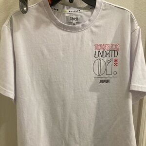 Mens large t-shirt. Fit me too big so my loss is your gain! Heavy material